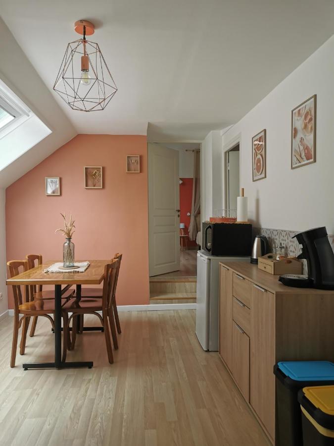 Bed and Breakfast Les Lits De L'Arz Malansac Esterno foto